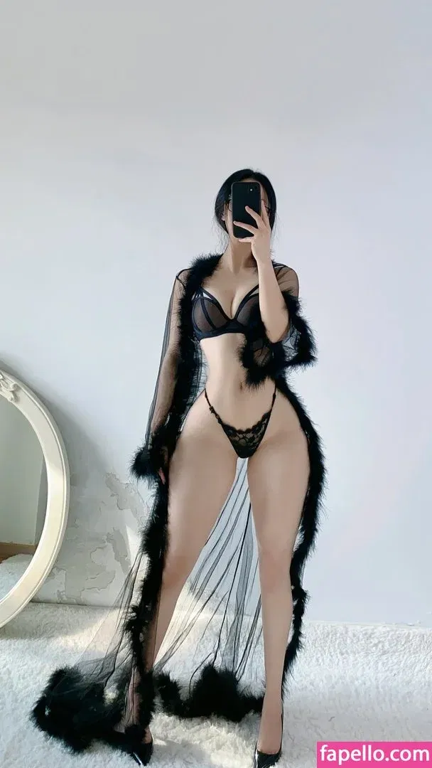 QiaoniuTT / 俏妞 Onlyfans Photo Gallery 