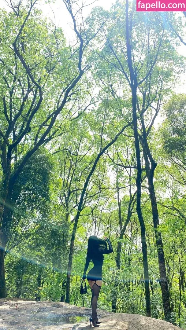 QiaoniuTT / 俏妞 Onlyfans Photo Gallery 