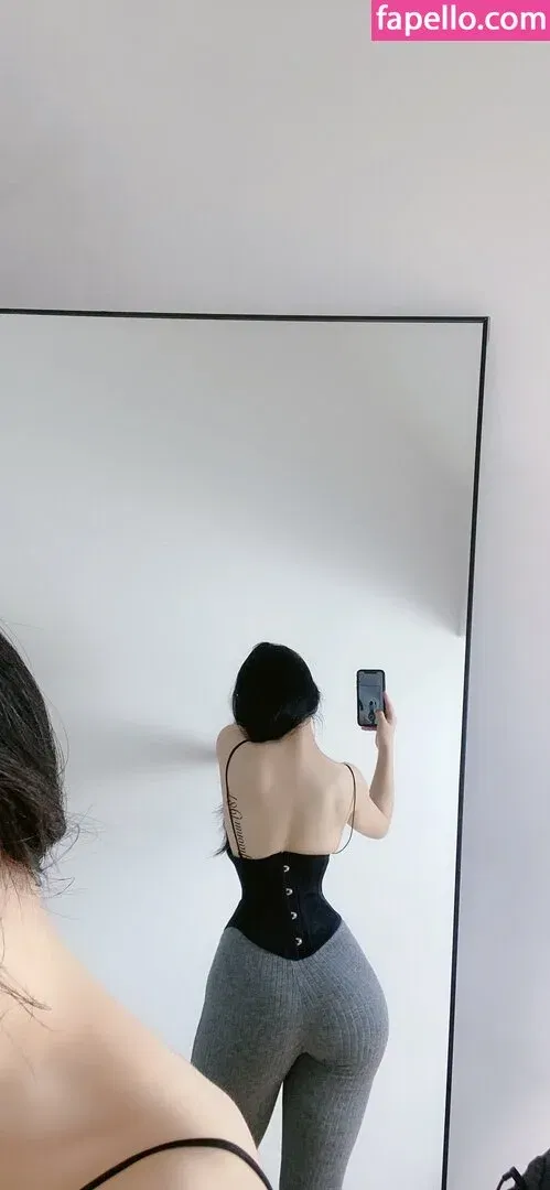 QiaoniuTT / 俏妞 Onlyfans Photo Gallery 