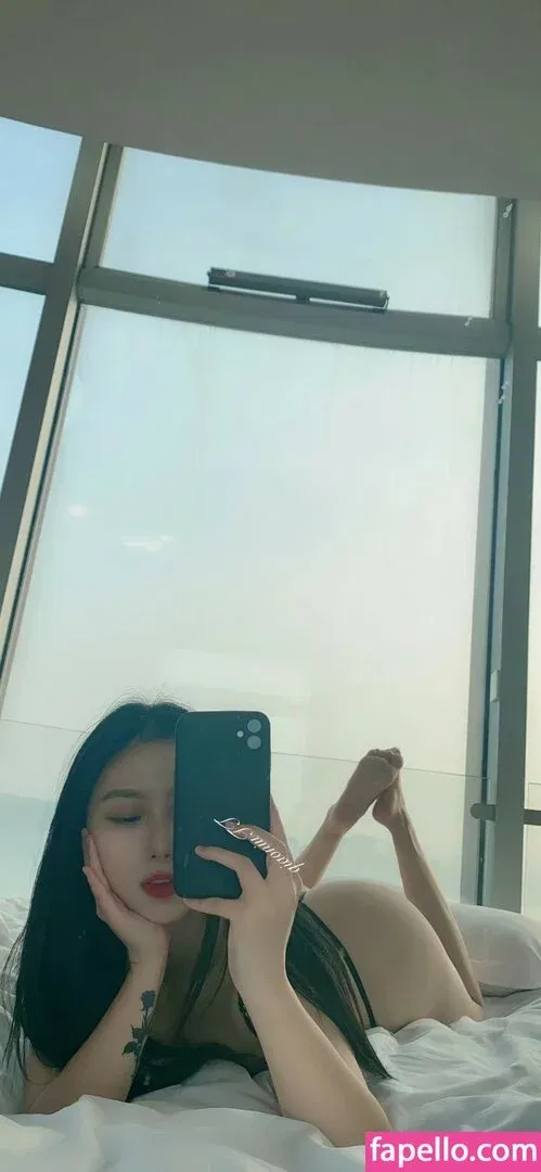 QiaoniuTT / 俏妞 Onlyfans Photo Gallery 