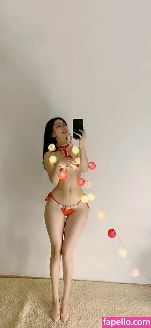 QiaoniuTT / 俏妞 Onlyfans Photo Gallery 