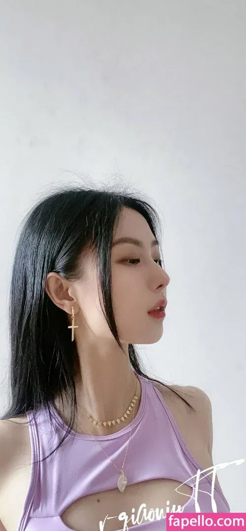 QiaoniuTT / 俏妞 Onlyfans Photo Gallery 