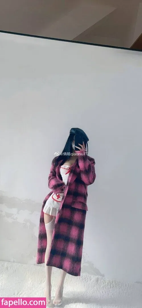 QiaoniuTT / 俏妞 Onlyfans Photo Gallery 