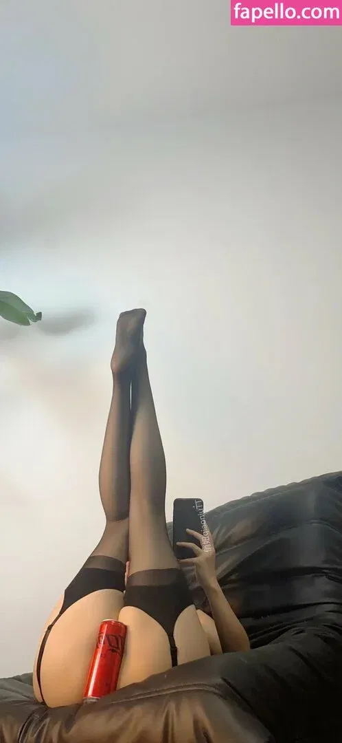 QiaoniuTT / 俏妞 Onlyfans Photo Gallery 