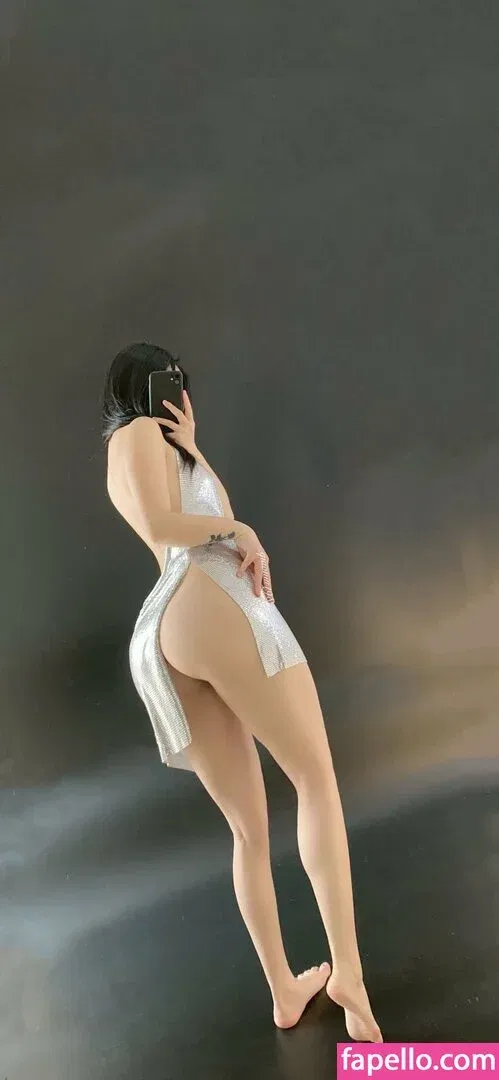 QiaoniuTT / 俏妞 Onlyfans Photo Gallery 