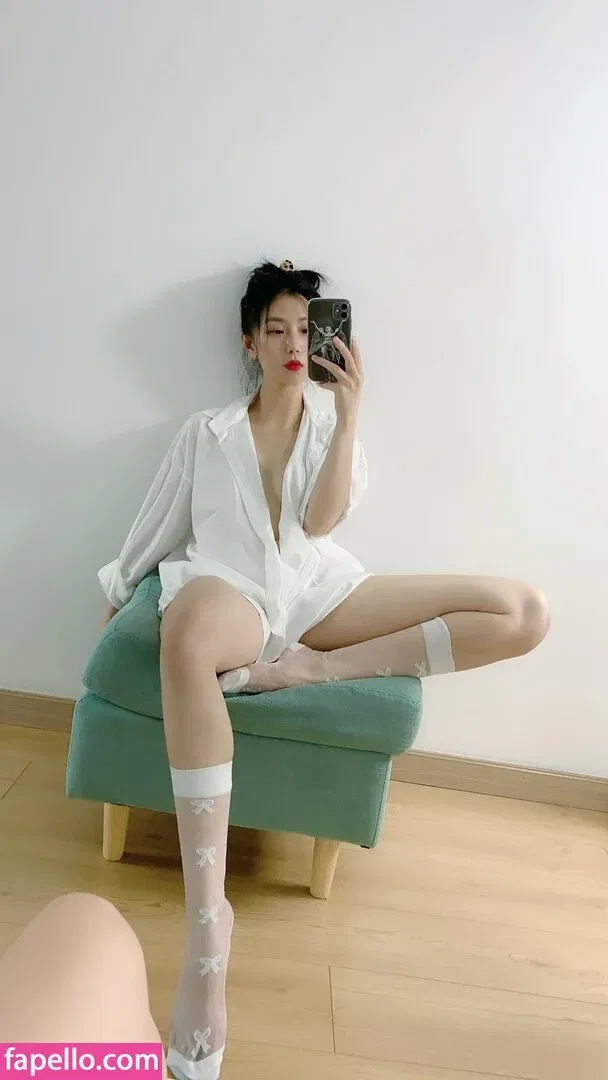 QiaoniuTT / 俏妞 Onlyfans Photo Gallery 