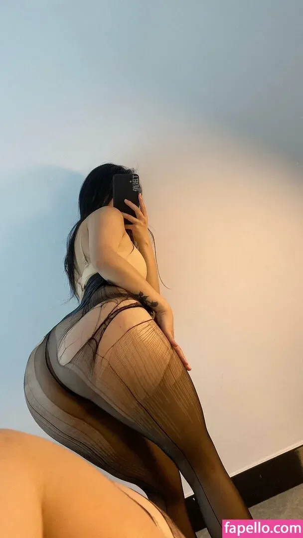 QiaoniuTT / 俏妞 Onlyfans Photo Gallery 