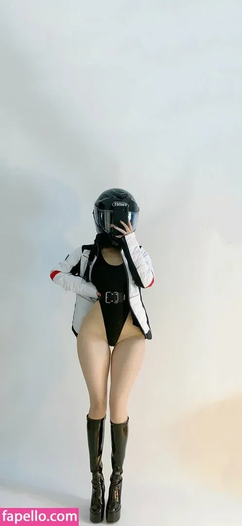 QiaoniuTT / 俏妞 Onlyfans Photo Gallery 