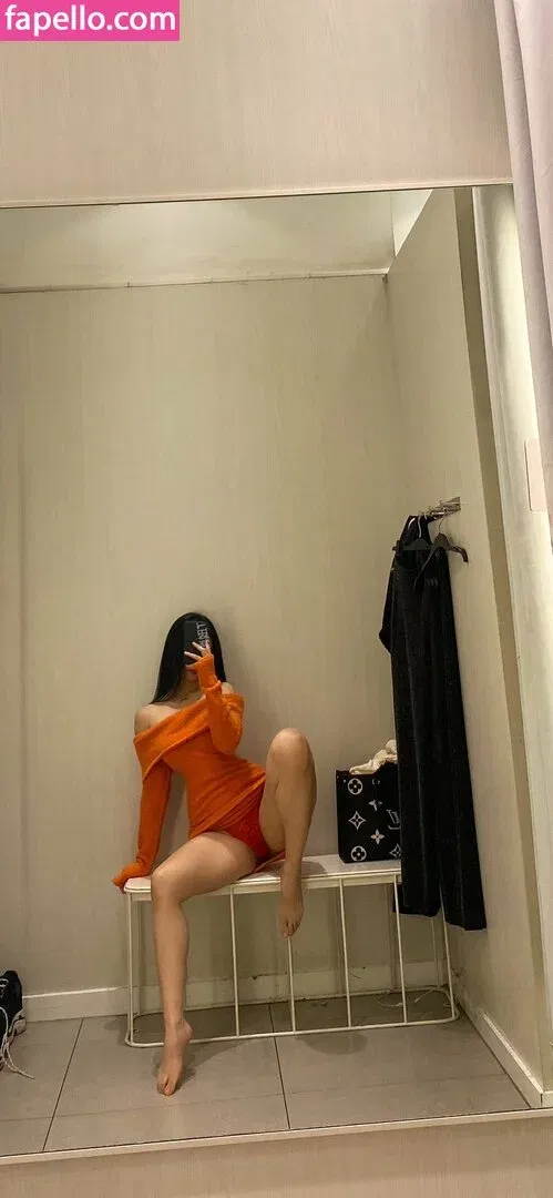 QiaoniuTT / 俏妞 Onlyfans Photo Gallery 