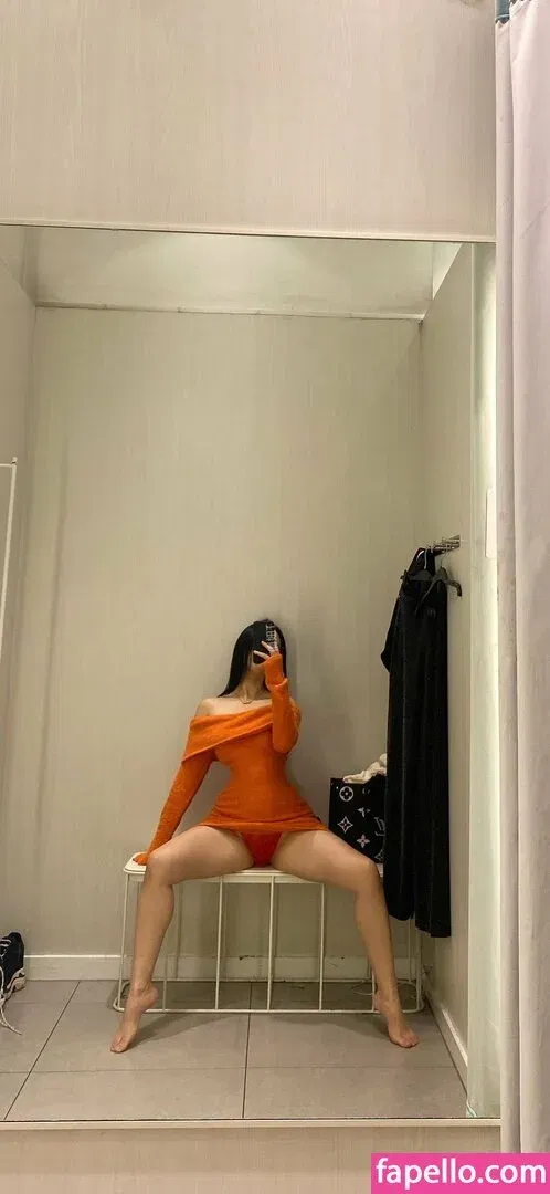 QiaoniuTT / 俏妞 Onlyfans Photo Gallery 