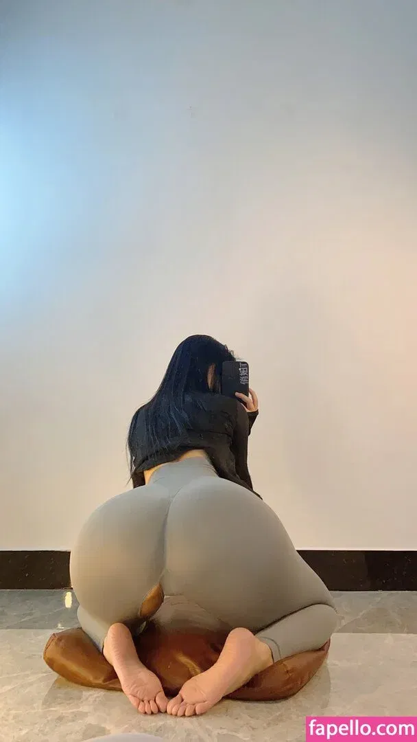 QiaoniuTT / 俏妞 Onlyfans Photo Gallery 