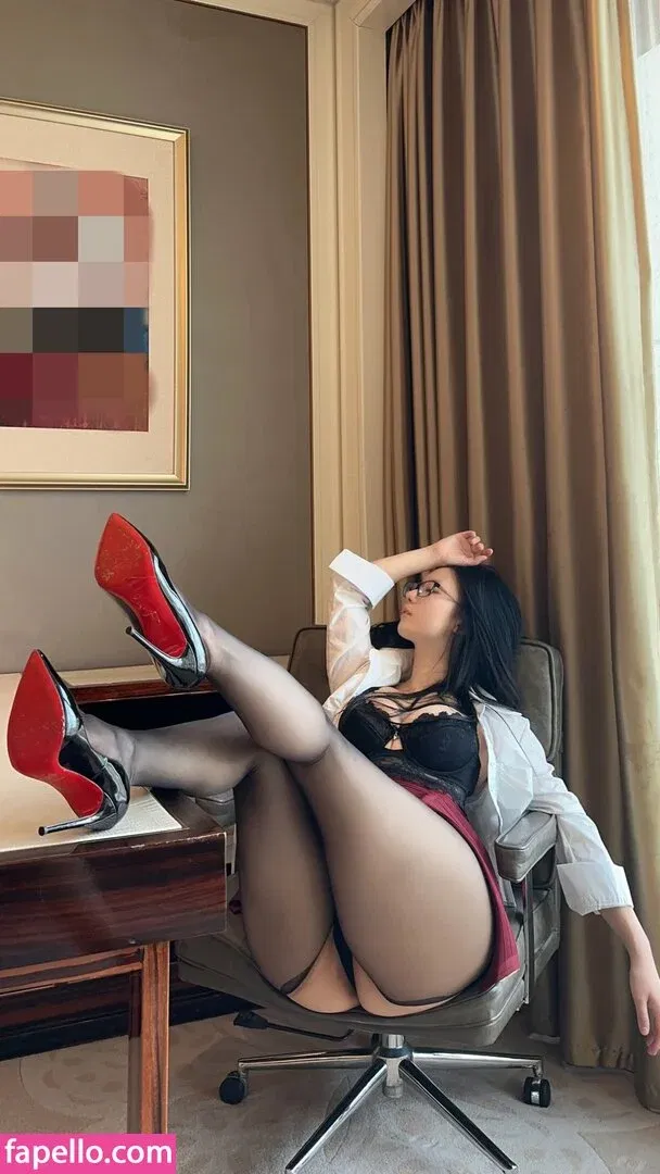 QiaoniuTT / 俏妞 Onlyfans Photo Gallery 