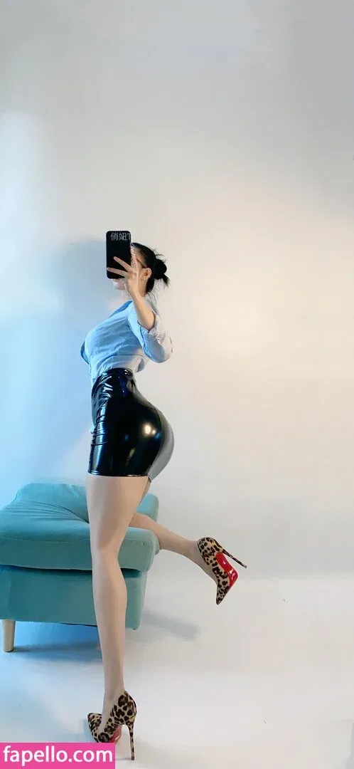 QiaoniuTT / 俏妞 Onlyfans Photo Gallery 