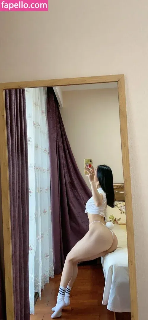 QiaoniuTT / 俏妞 Onlyfans Photo Gallery 