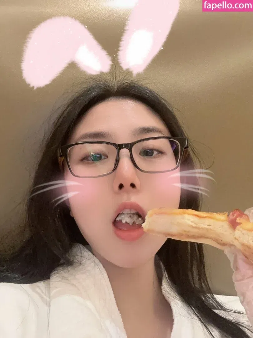 QiaoniuTT / 俏妞 Onlyfans Photo Gallery 