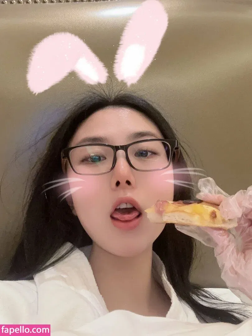 QiaoniuTT / 俏妞 Onlyfans Photo Gallery 