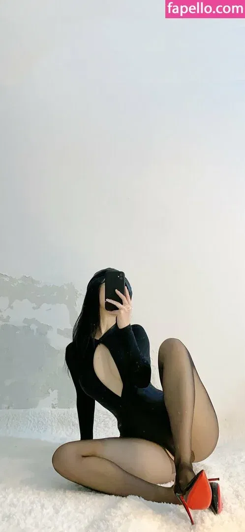 QiaoniuTT / 俏妞 Onlyfans Photo Gallery 