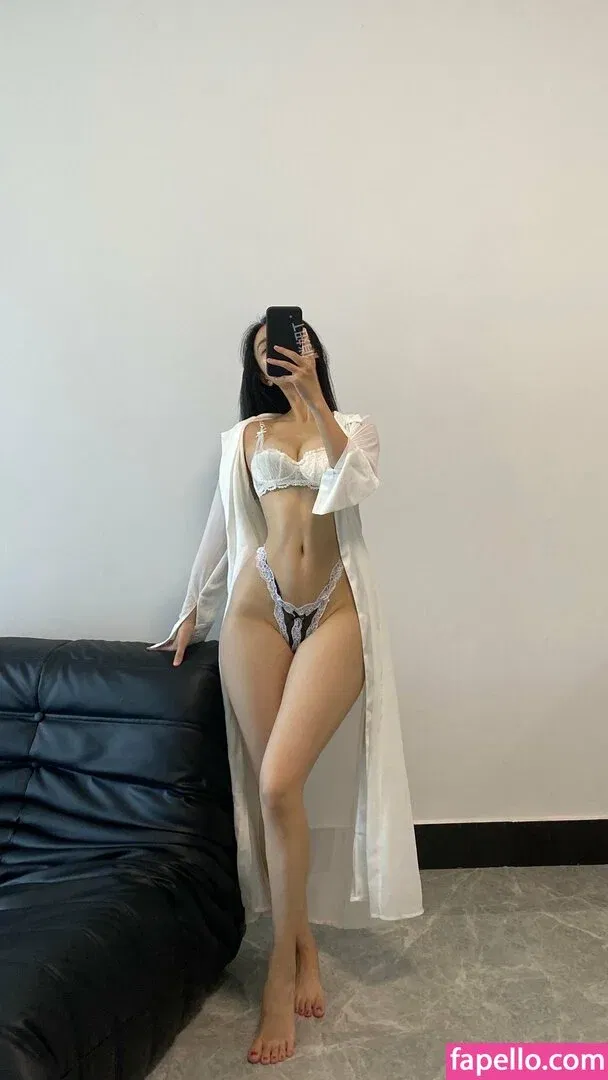 QiaoniuTT / 俏妞 Onlyfans Photo Gallery 