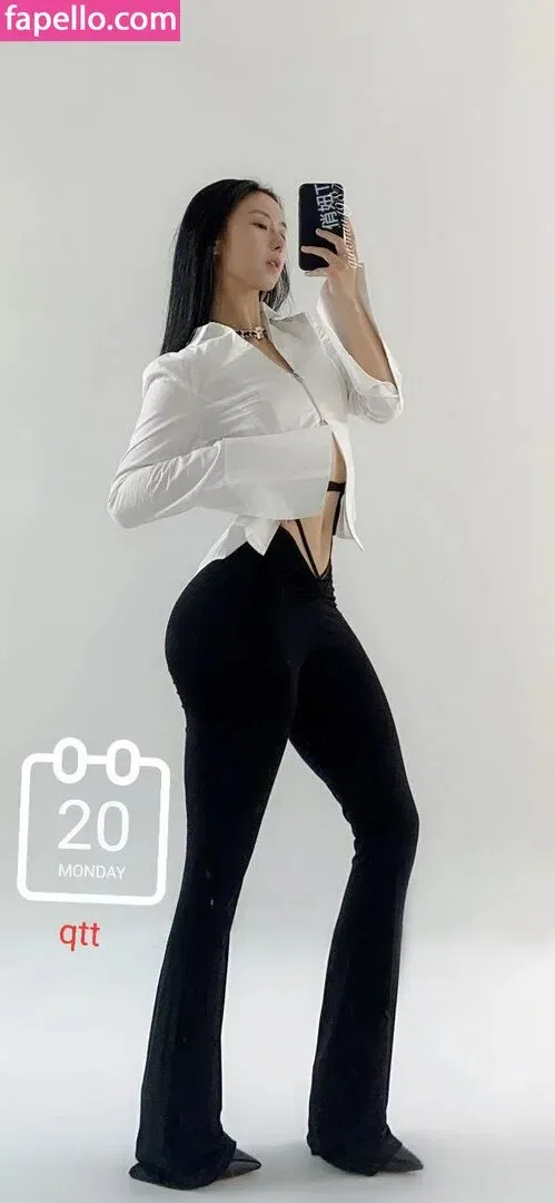 QiaoniuTT / 俏妞 Onlyfans Photo Gallery 