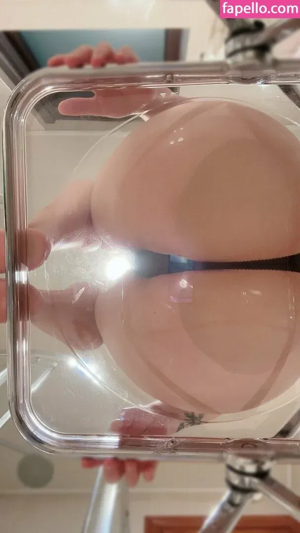 QiaoniuTT / 俏妞 Onlyfans Photo Gallery 