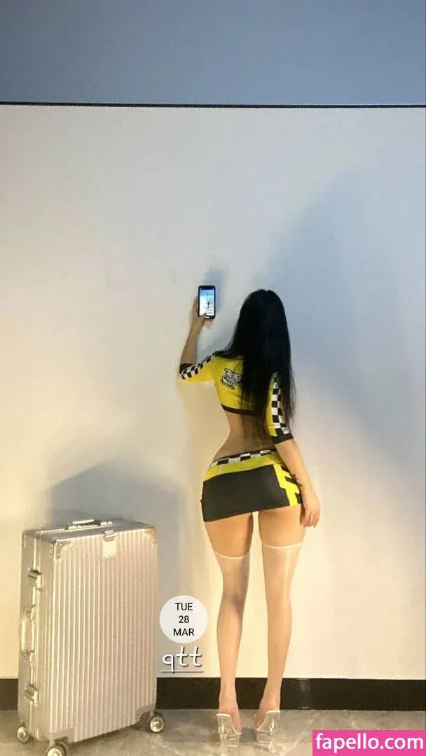 QiaoniuTT / 俏妞 Onlyfans Photo Gallery 