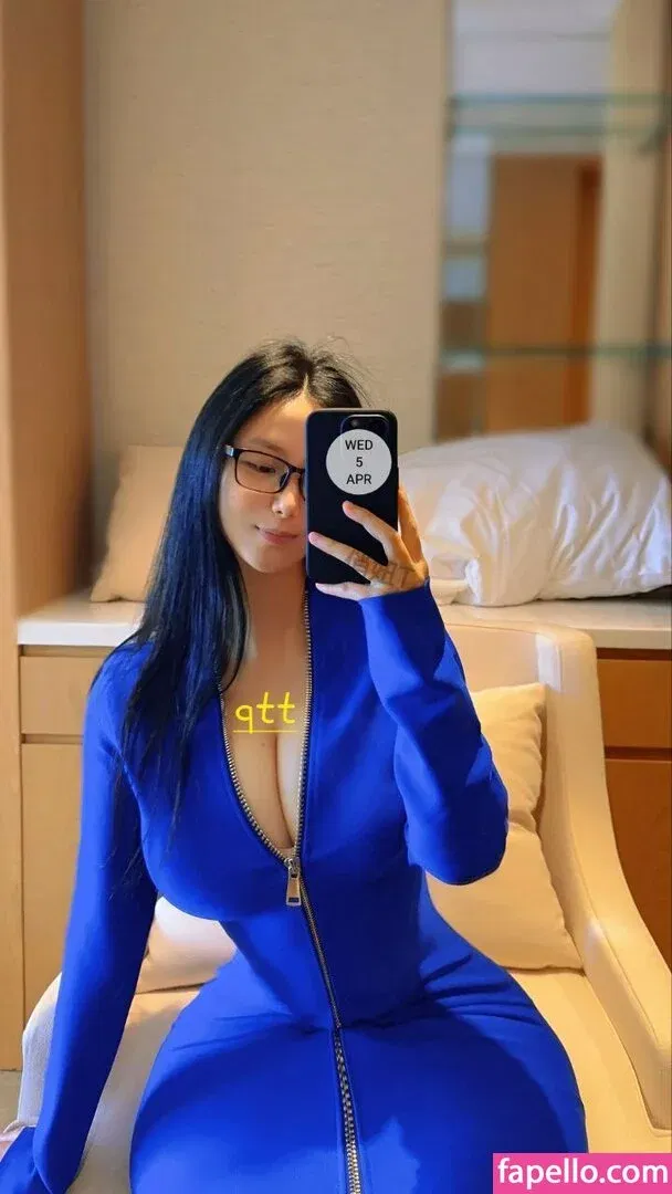 QiaoniuTT / 俏妞 Onlyfans Photo Gallery 