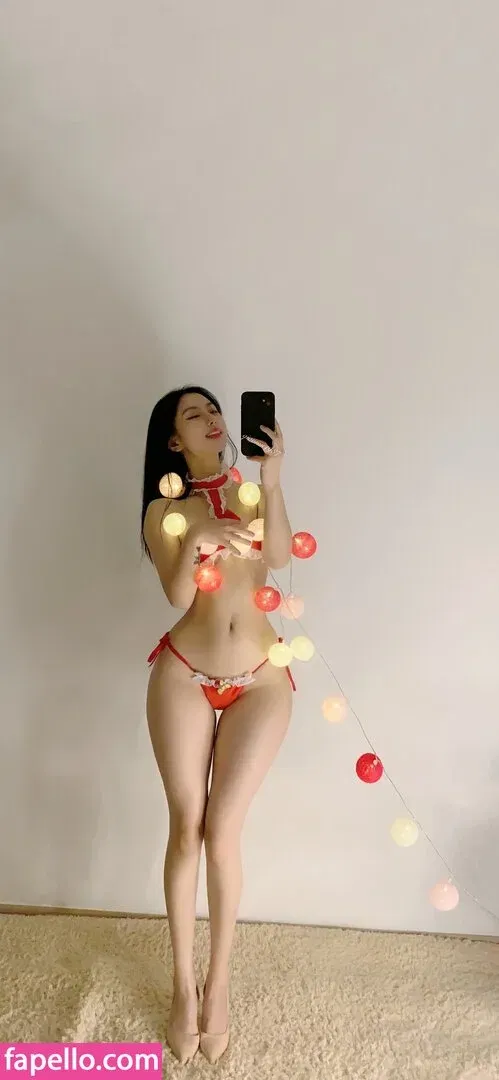 QiaoniuTT / 俏妞 Onlyfans Photo Gallery 