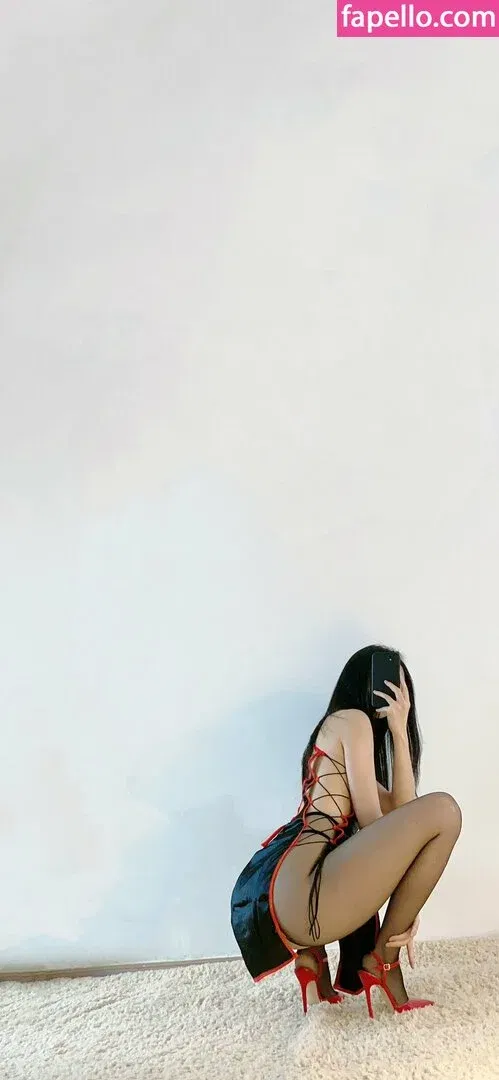 QiaoniuTT / 俏妞 Onlyfans Photo Gallery 