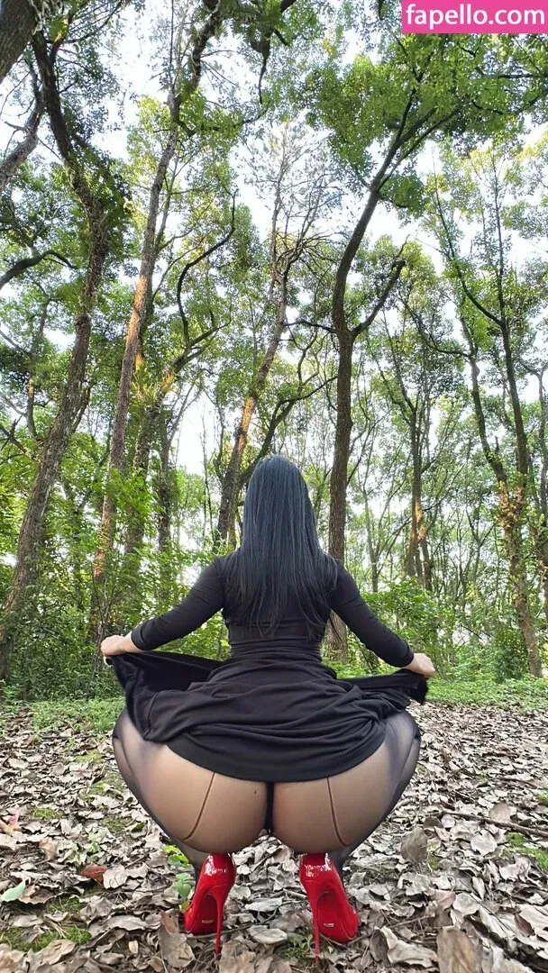 QiaoniuTT / 俏妞 Onlyfans Photo Gallery 