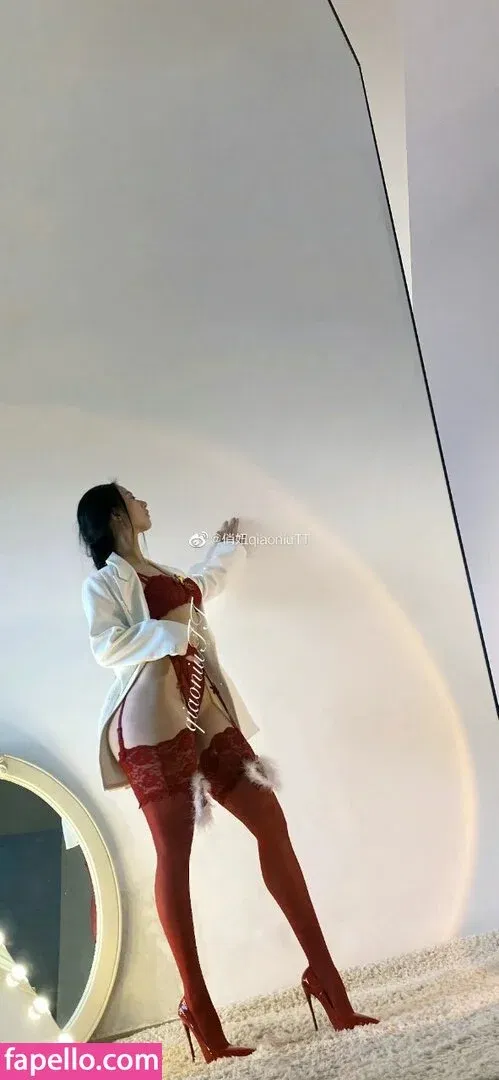 QiaoniuTT / 俏妞 Onlyfans Photo Gallery 