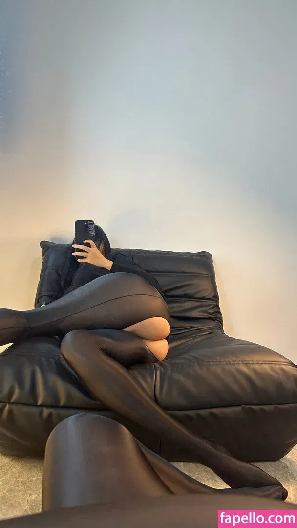 QiaoniuTT / 俏妞 Onlyfans Photo Gallery 