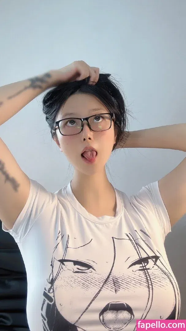 QiaoniuTT / 俏妞 Onlyfans Photo Gallery 