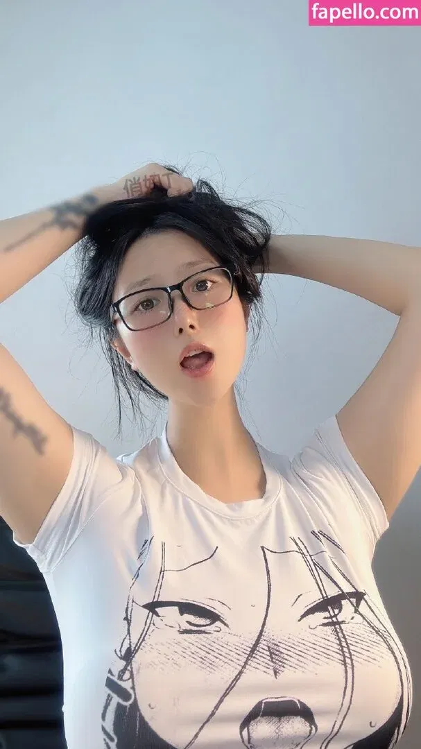 QiaoniuTT / 俏妞 Onlyfans Photo Gallery 