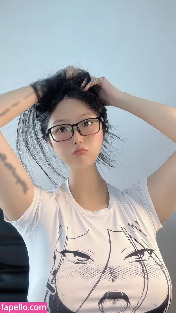 QiaoniuTT / 俏妞 Onlyfans Photo Gallery 