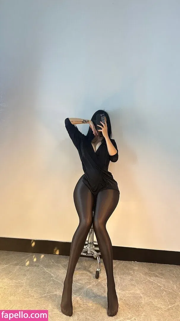 QiaoniuTT / 俏妞 Onlyfans Photo Gallery 