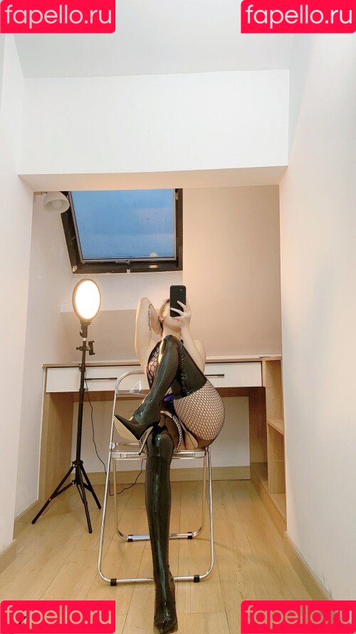 QiaoniuTT / 俏妞 Onlyfans Photo Gallery 