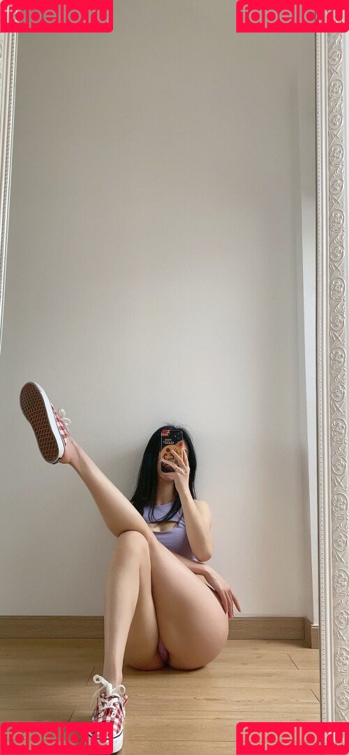 QiaoniuTT / 俏妞 Onlyfans Photo Gallery 