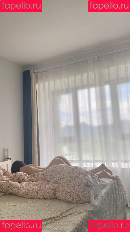 QiaoniuTT / 俏妞 Onlyfans Photo Gallery 