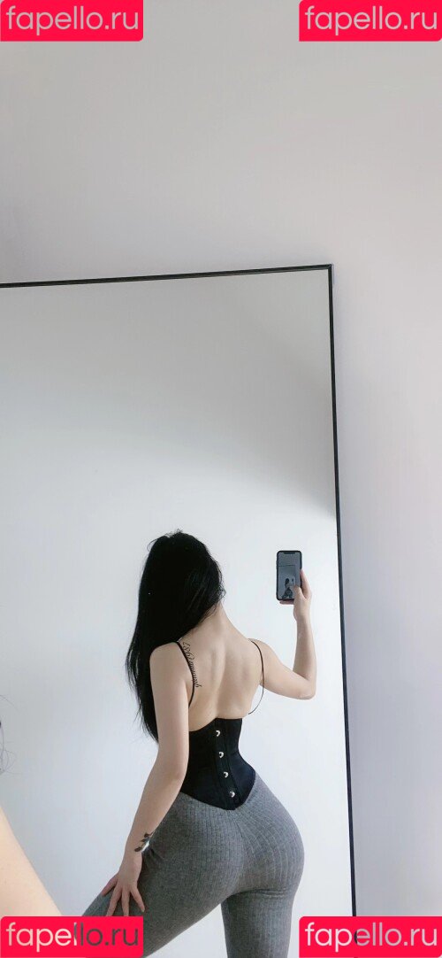 QiaoniuTT / 俏妞 Onlyfans Photo Gallery 