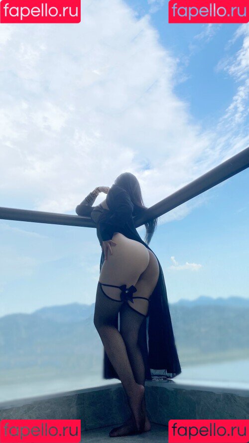 QiaoniuTT / 俏妞 Onlyfans Photo Gallery 