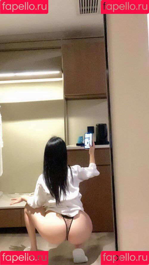 QiaoniuTT / 俏妞 Onlyfans Photo Gallery 