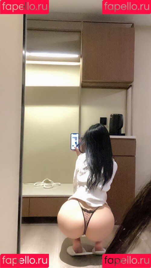 QiaoniuTT / 俏妞 Onlyfans Photo Gallery 