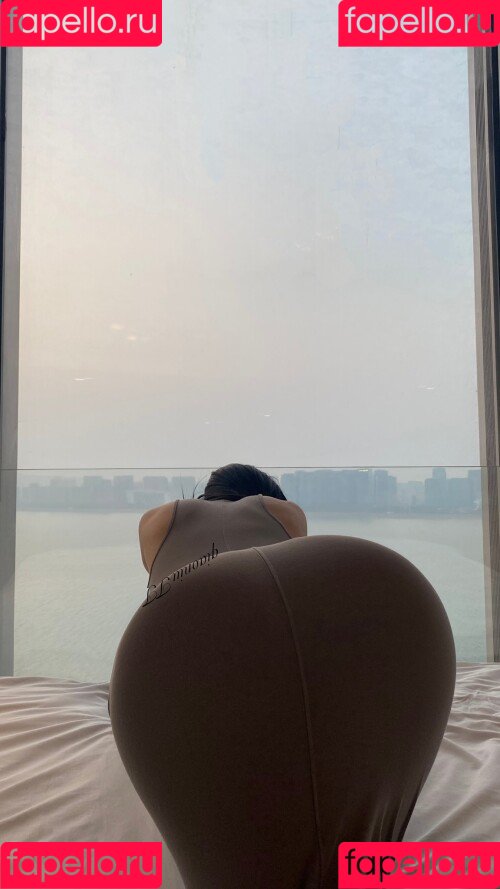 QiaoniuTT / 俏妞 Onlyfans Photo Gallery 