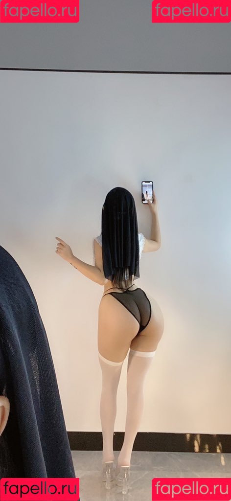 QiaoniuTT / 俏妞 Onlyfans Photo Gallery 