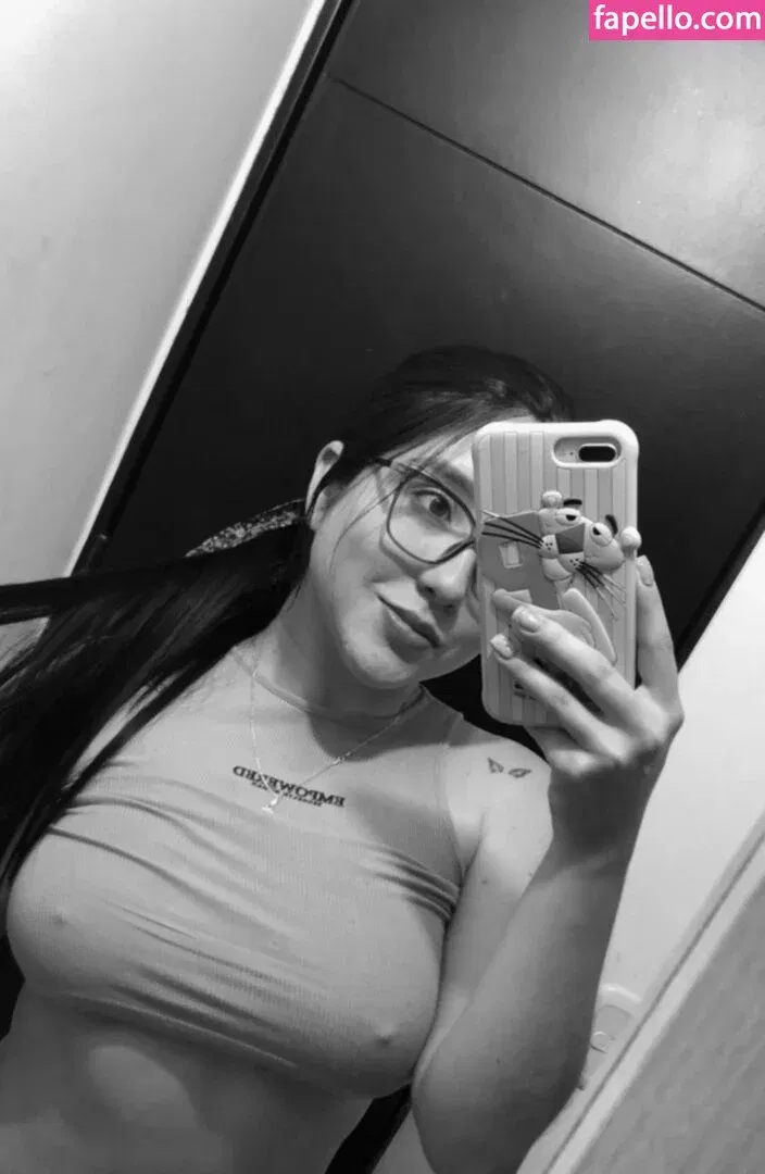 Daniela Hernandez / danih.2002 / danih.2025 Onlyfans Photo Gallery 