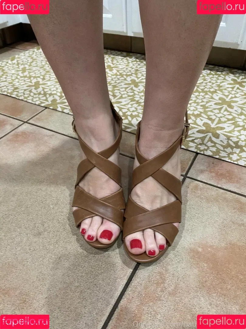 Haute_for_teacher / Mrs Robinson / mrsrobinson_to / mrsrobinsonxo Onlyfans Photo Gallery 