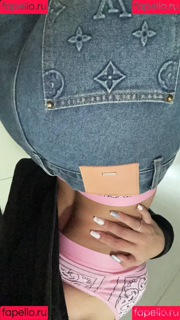 LnascimentS / Lorena / Lorena?? / lnasciment_ / lorenanerdygirl Onlyfans Photo Gallery 