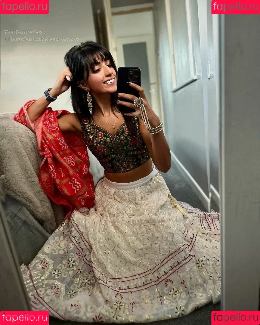 Aaliyah Yasin / _thatbritishcouple / aaliyah.yasin / https: / thatbritishg1rl Onlyfans Photo Gallery 