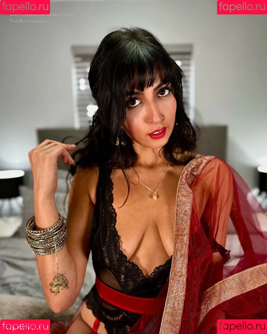 Aaliyah Yasin / _thatbritishcouple / aaliyah.yasin / https: / thatbritishg1rl Onlyfans Photo Gallery 