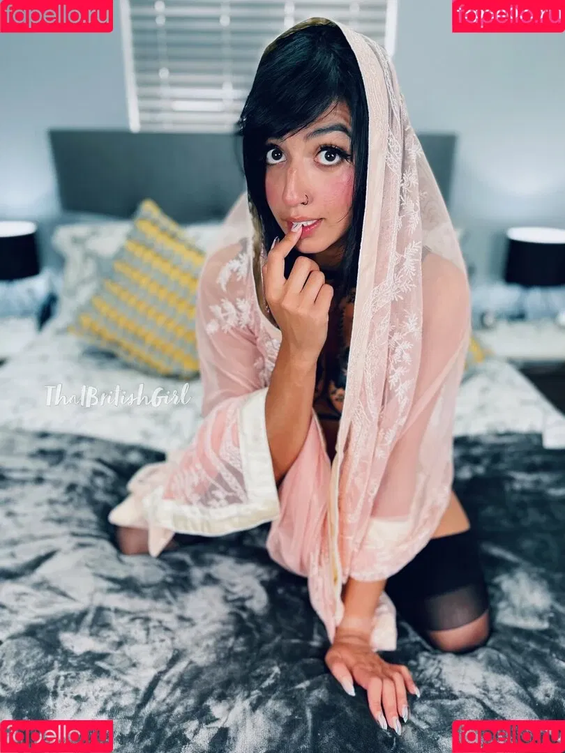 Aaliyah Yasin / _thatbritishcouple / aaliyah.yasin / https: / thatbritishg1rl Onlyfans Photo Gallery 